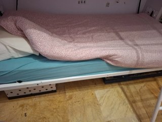 Cama litera individual y doble  con estanterías
