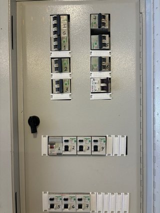 Electricista y Manitas Madrid