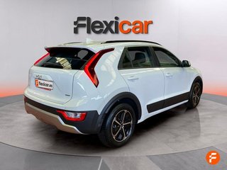 Kia Niro 1.6 GDi HEV 104kW (141CV) Concept