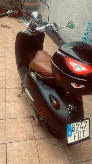 Aprilia Compay Custom 125