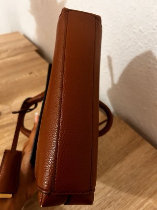 Bolso Guess Marrón Dorado