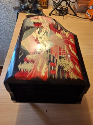 Caja de Música Antigua y joyero Bailarina