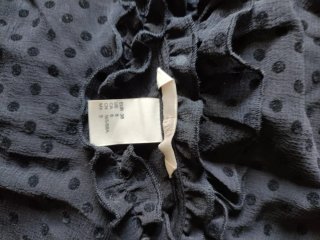 Vestido midi plumeti negro