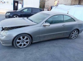1378151 caja 21027007017226400 mercedes clk 270