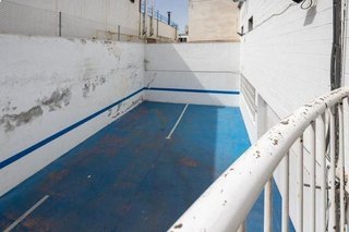 Local comercial en alquiler en Barrio de Zaidín en Granada