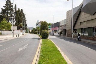 Local comercial en alquiler en Barrio de Zaidín en Granada