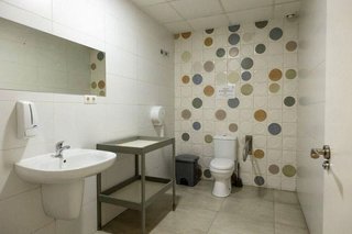 Local comercial en alquiler en Barrio de Zaidín en Granada