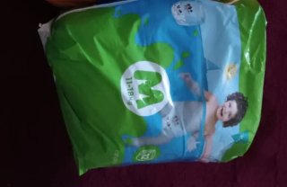 2 paquetes de pañales Talla M (11-18kg) para agua