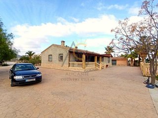 Chalet en venta en Aspe