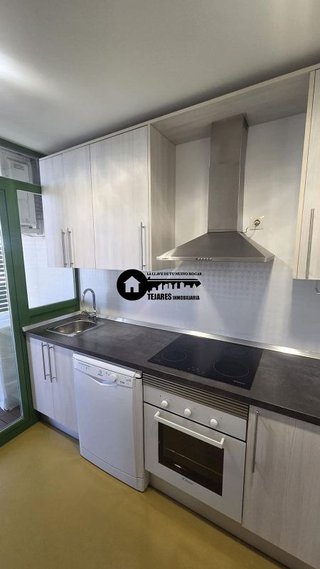 Piso en alquiler en Santa Cruz - Industria - Polígono Campollano en Albacete