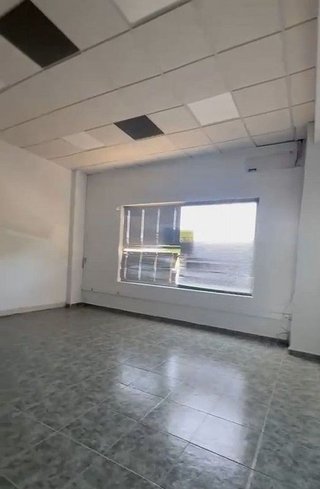 Local comercial en venta en Nueva Andalucía en Almería