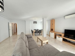 Piso en venta en  El Acequión - Los Naúfragos en Torrevieja