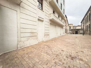 Local comercial en venta en Antigua Estación FFCC - San Agustín en Burgos