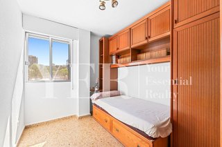 Piso en alquiler en Paus - Poligono San Blas en Alicante