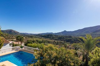 Chalet en venta en Benigembla