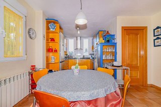 Chalet en venta en Zubia (La)