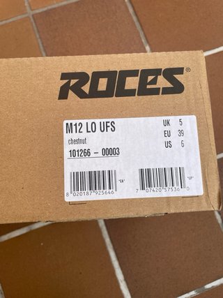 Patines agresivos m12 marca Roces talla 39