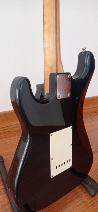 Guitarra eléctrica Squier Stratocaster Japón 1993