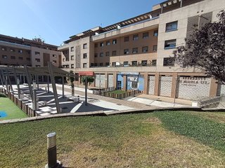 Local comercial en venta en Barrio Bajo en San Juan de Aznalfarache