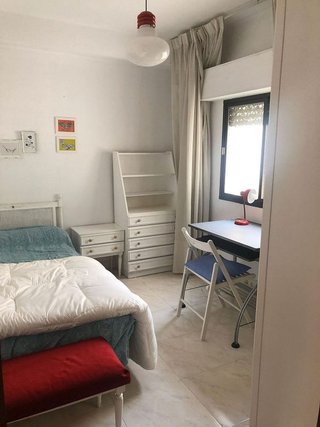Piso en alquiler en Camino de Ronda - Rosaleda en Granada