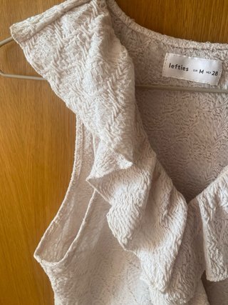 Blusa volantes Lefties crema M/38