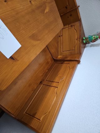 Rinconera de comedor de madera
