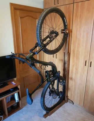 Soporte Vertical Bicicleta