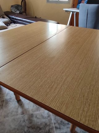 Mesa plegable de madera
