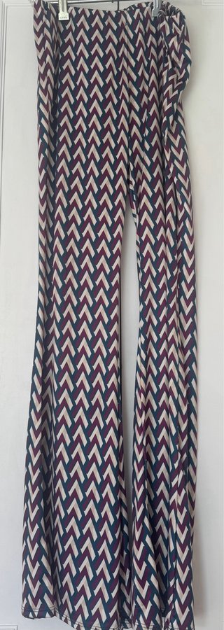 Traje dos piezas elástico estampado
