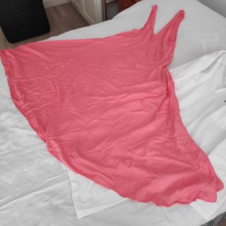 Consegna di abbigliamento per bambini