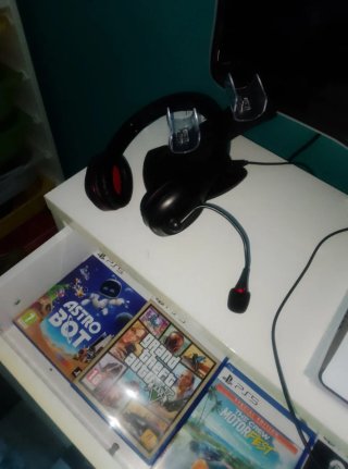 PS5 Juegos: Astro Bot, GTA V, Motorfest, FC25