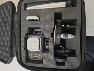 Nivel Láser CIGMAN CM-701T con Trípode
