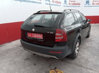 Faro izq skoda 1z1941017n octavia 2.0 tdi 20997731