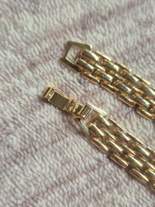 Pulseras doradas estilo cadena