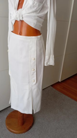 Falda blanca vintage botones. Nueva.
