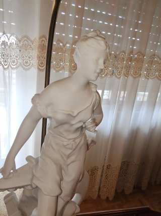 Lámpara de mesa de porcelana y metal