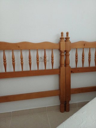 Cabecero de pino para cama de 90