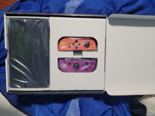 Nintendo Switch OLED Edizione Pokémon Scarlatto e Porpora