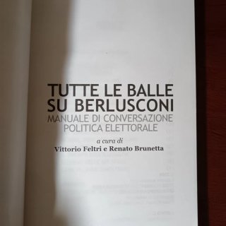'Tutte le barzellette su Berlusconi' libro
