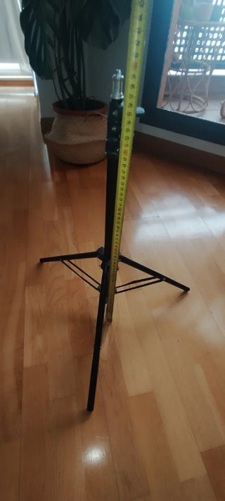 Trípode para cámara fotográfica / Altavoz / foco