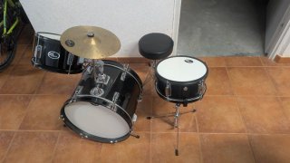 Batería infantil Tribal. Música juguete percusion