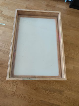 Mesa de luz infantil de madera