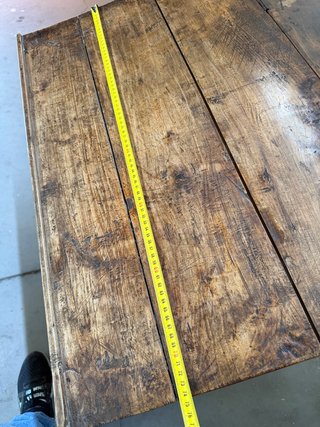 Mesa antigua de madera