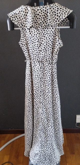 Vestido largo lunares blanco y negro