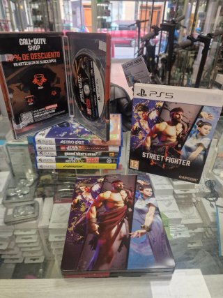 Lote Juegos PS5: Astro Bot, SF6, Cyberpunk,LEER