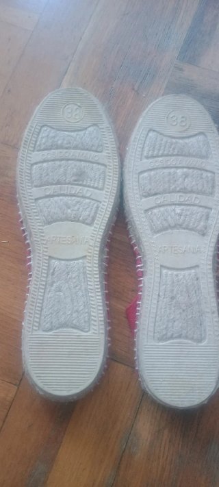 Alpargatas rojas talla 38