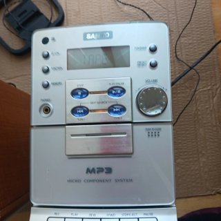 Equipo de música Sanyo DC 1250 M