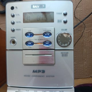 Equipo de música Sanyo DC 1250 M