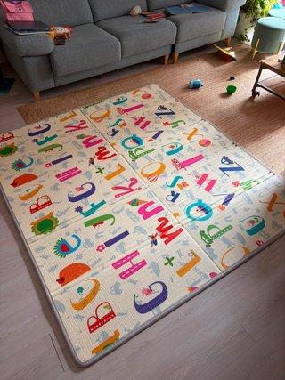 Parque infantil bebé con colchoneta