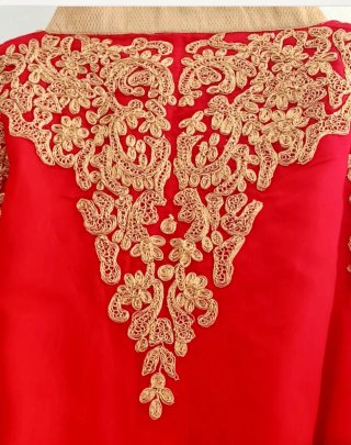 Vestido rojo EA.
